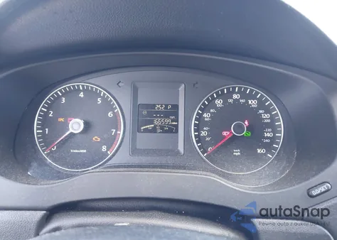 2013 Volkswagen Jetta 2.5L Se z USA, uszkodzony, nr VIN 3VWDP7AJ2DM450651